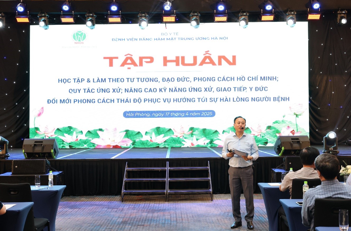 PGS.TS Trần Cao Bính, Bí thư Đảng ủy, Giám đốc bệnh viện, Giảng viên lớp học